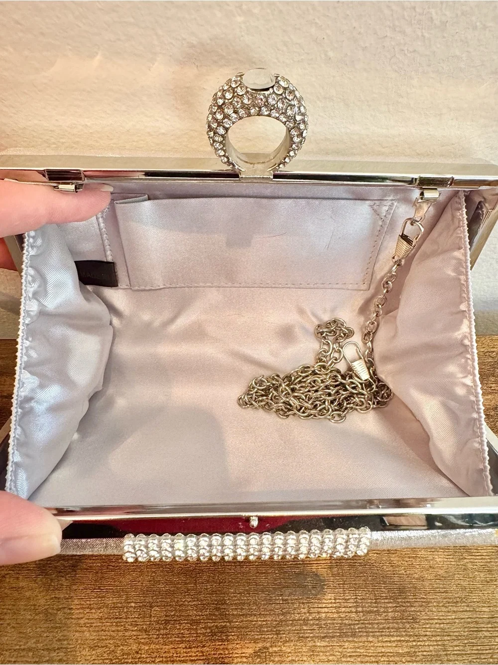 Silver Metallic Art-Deco Rhinestone Clutch